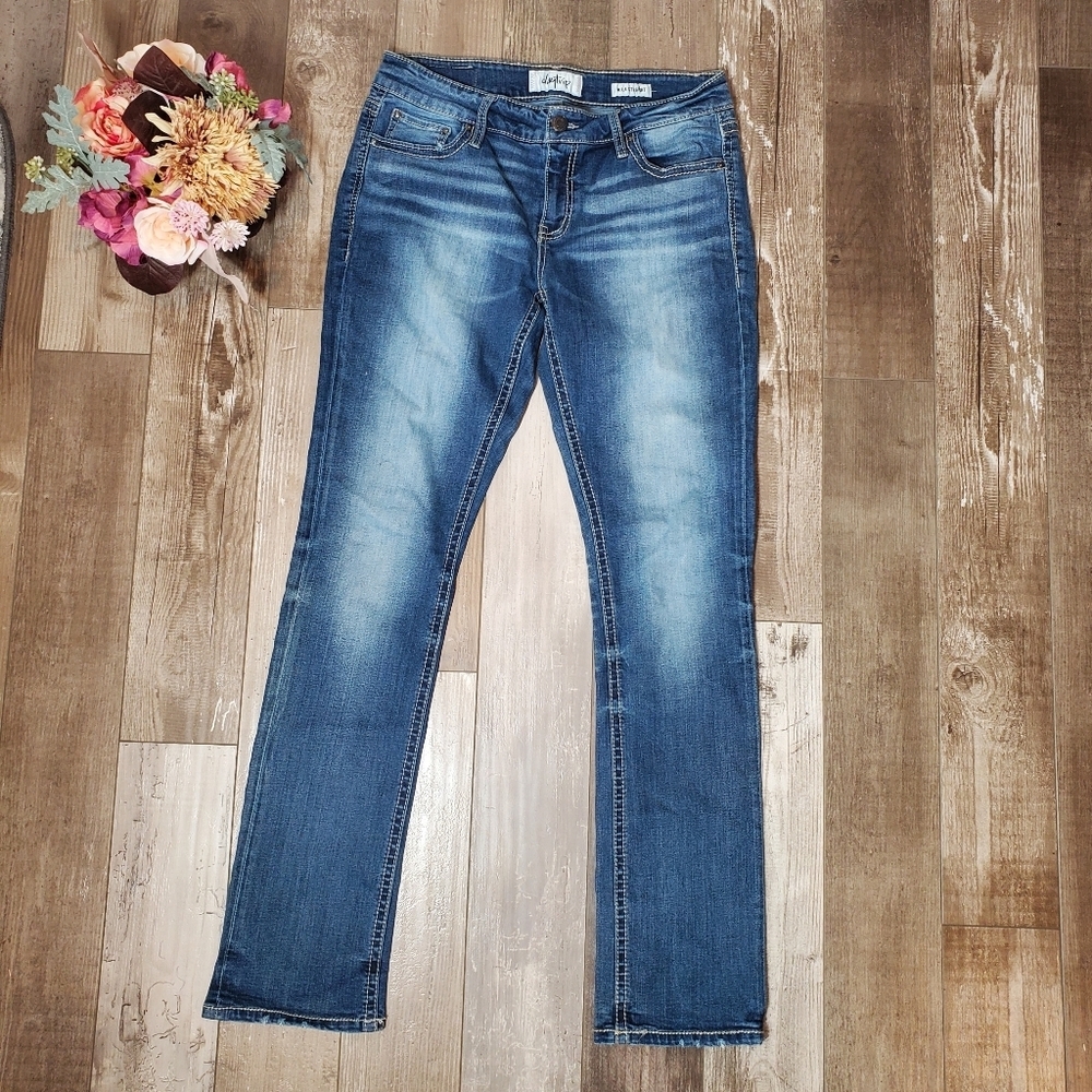 Daytrip Mila Straight Women's Jeans Size 28L NWOT